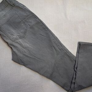 Womens size 12 grey super skinny old navy jeans